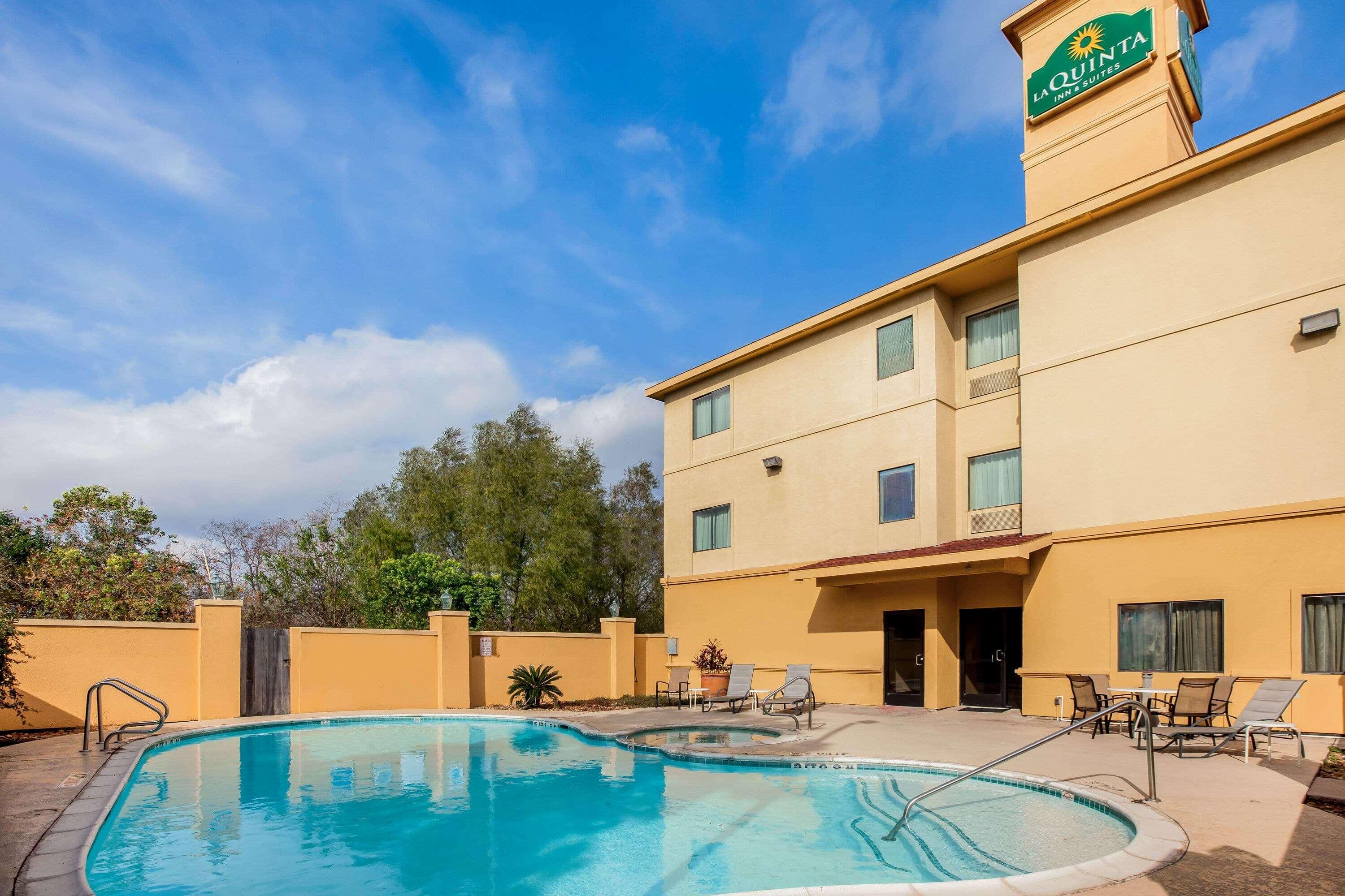 Hotel La Quinta By Wyndham 3*